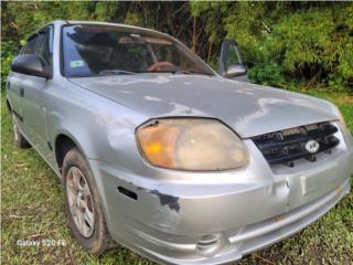 Hyundai Puerto Rico Hyundai Accent 2005, 4 puertas en 1600 