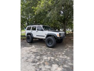 Jeep Puerto Rico Jeep Cherokee sport 2001 $3,500