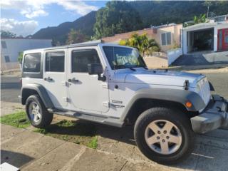 Jeep Puerto Rico Jeep Wrangler en buenas condiciones, 201