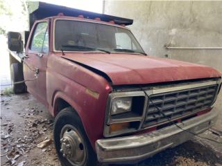 Ford Puerto Rico Dos F350 del 85 de gasolina y tumba