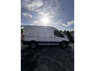 Ford Puerto Rico 2019 Ford transit 250 mdium roof