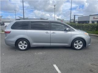 Toyota Puerto Rico Toyota Sienna LE 2016