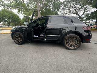 Porsche Puerto Rico Macan 2.0 L Turbo