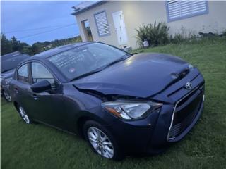 Toyota Puerto Rico Yaris 2017 aut 4,800 65,000 millas 