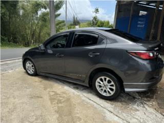 Toyota Puerto Rico Toyota Yaris 2016 std Como nuevo 