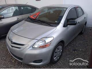 Toyota Puerto Rico Yaris 2008 96,000 millage 4,800fijo