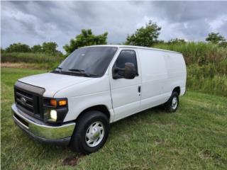 Ford Puerto Rico Van E-250