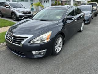 Nissan Puerto Rico Nissan Altima SV 2013 poco millaje.