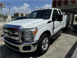 Ford Puerto Rico F350 XLT DIESEL GAVETA