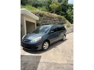 Toyota Puerto Rico Toyota sienna 2009 123 mil millas 