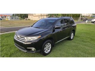 Toyota Puerto Rico Toyota Highlander 2011 4 cilindros, $11,000