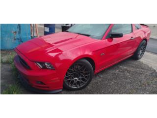 Ford Puerto Rico Mustang GT performance pack