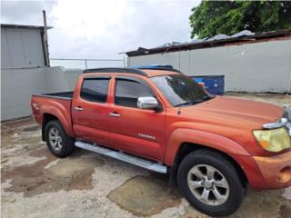 Toyota Puerto Rico Toyota tacoma 2006  4 puertas$12,000 