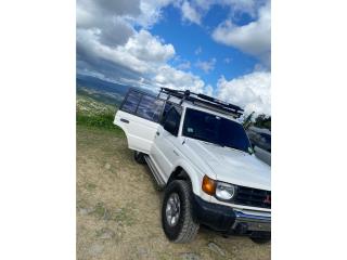 Mitsubishi Puerto Rico Mitsubishi Montero 1998 aire tres filas 4x4