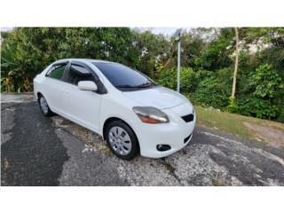 Toyota Puerto Rico Yaris full label original