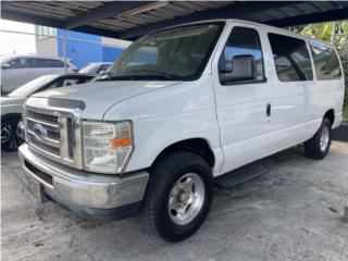 Ford Puerto Rico 2011 Ford E-250 Pasajeros 68k.