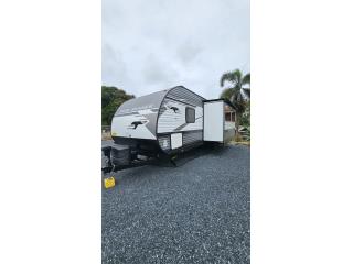 Trailers - Otros Puerto Rico 2022 Camper 35 pies, Duermen 10, 2 cuartos