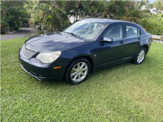 Chrysler Puerto Rico Poco millaje excelente de motor y trasnmicion