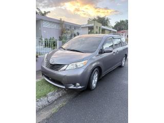 Toyota Puerto Rico 2011 Sienna LE 8pass V6 76555 mi $11,999 cash