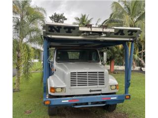 International Puerto Rico INTER.  4700 A�O 2002  9 CAMBIOS