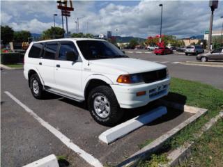 Mitsubishi Puerto Rico Montero sport 1998 A/C en buenas condiciones 