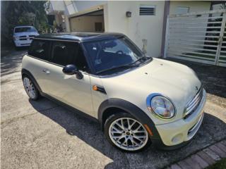 MINI  Puerto Rico Mini Cooper Hatchback 2013