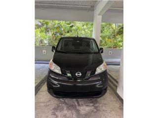 Nissan Puerto Rico Guagua Van Nissan NV 200 espaciosa y comoda.