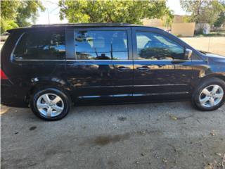 Chrysler Puerto Rico Town & Contry (Routan)