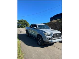 Toyota Puerto Rico Tacoma SR-5 4x2 x falta de uso y espacio 