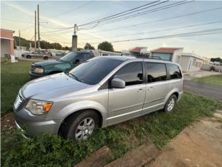Chrysler Puerto Rico Chrysler town country touring 2012 guagua 
