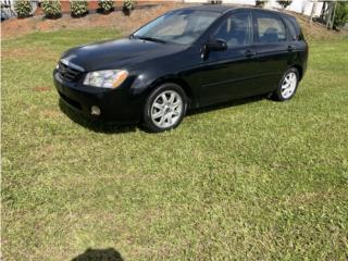 Kia Puerto Rico Standard aire malvete excelente de motor y tr