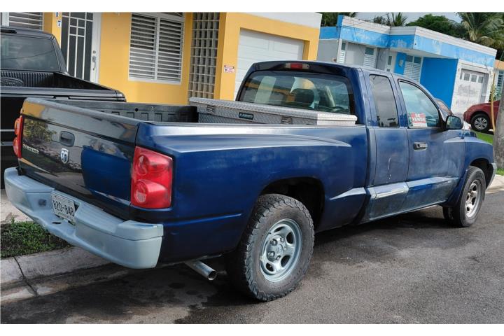 2006 Dodge Dakota
