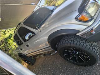 Toyota Puerto Rico Tacoma Pre runner 2003 full leybol 