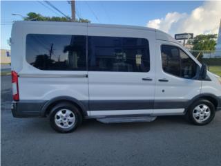 Ford Puerto Rico Transit 150 pasajeros � impedidos