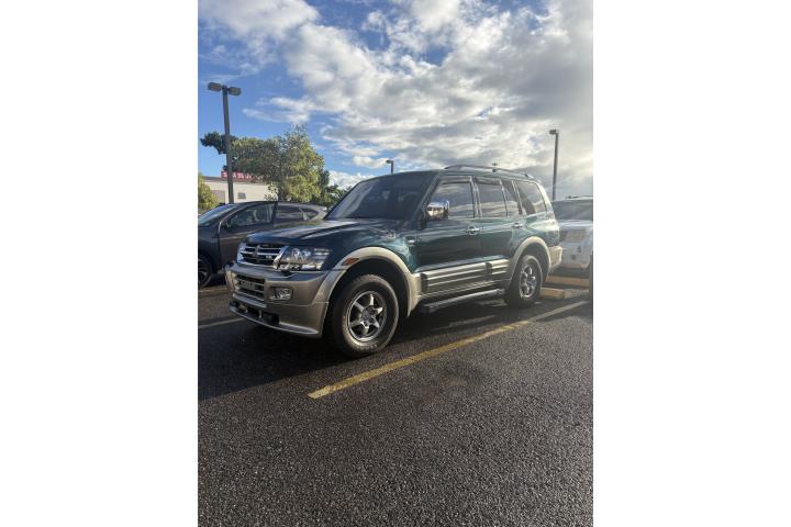 Mitsubishi Montero del 2001