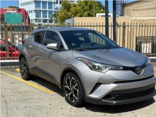 Toyota Puerto Rico Toyota C-HR 2019, un solo dueo, $17,000