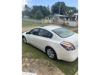 Nissan Puerto Rico Altima, 89.000 millas goma sunroof piel 