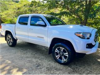 Toyota Puerto Rico Tacoma 4x4 78k millas $26,900