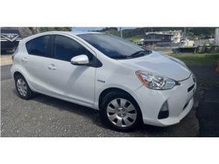 Toyota Puerto Rico Prius C 2012 