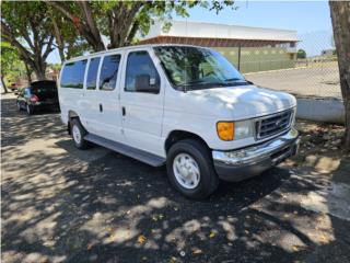 Ford Puerto Rico Ford E350 Van 