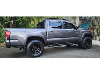 Toyota Puerto Rico TACOMA TRD (4x4) (10k millas)