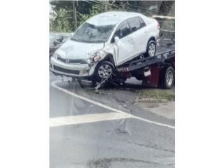 Nissan Puerto Rico Carro chocado para pieza 