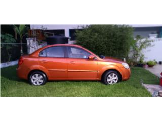 Kia Puerto Rico Auto, Kia Rio, 4 puertas, standar, Aire a/c.