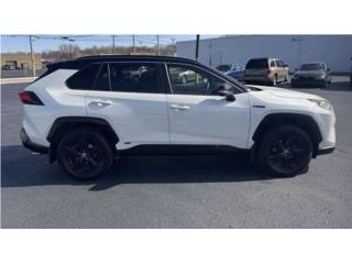 Toyota Puerto Rico 2020 Toyota hybrid XSE $29,000