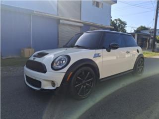 MINI  Puerto Rico 2010 mini Cooper S turbo paronamica 