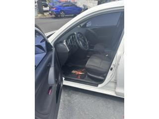 Toyota Puerto Rico Toyota matrix 2004 4000 millage155864