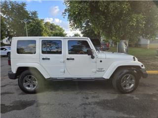 Jeep Puerto Rico Jeep Wrangler 2010 - 13,000k -85,200 millas