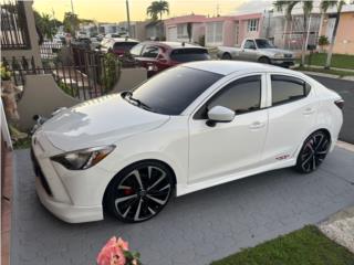 Toyota Puerto Rico Toyota Yaris 2017 $13,500