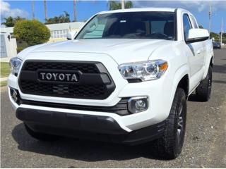 Toyota Puerto Rico 2022 Tacoma ~4500 millas cabina y media 
