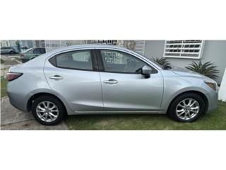 Toyota Puerto Rico Toyota Yaris 2017 Poco millaje Como nuevo!
